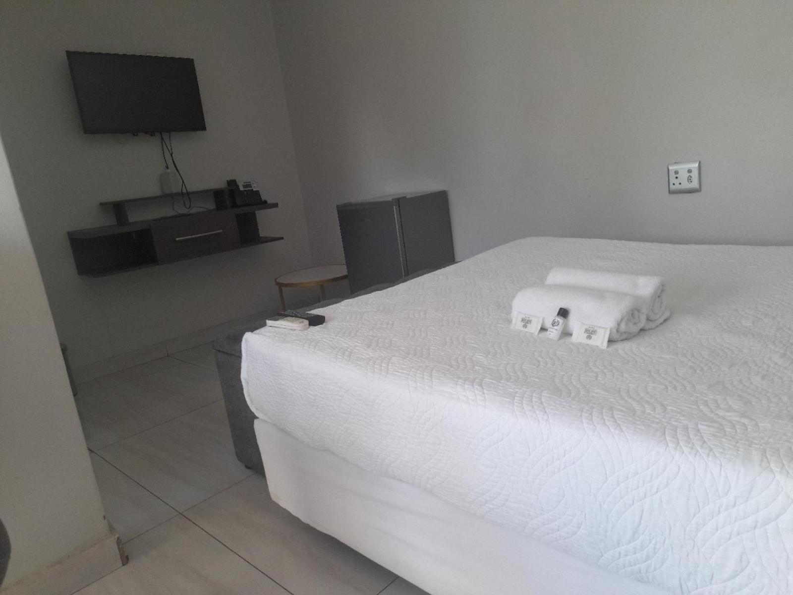 Lifestyle Lodge Hotel Vereeniging Room photo